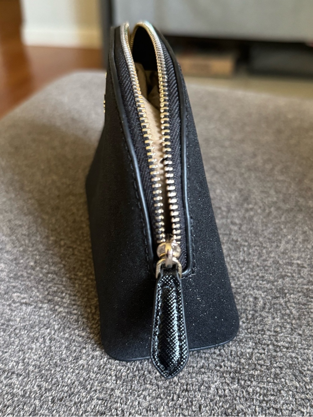 Kate Spade Glitter Cosmetic Makeup Bag - Picture 5 of 6